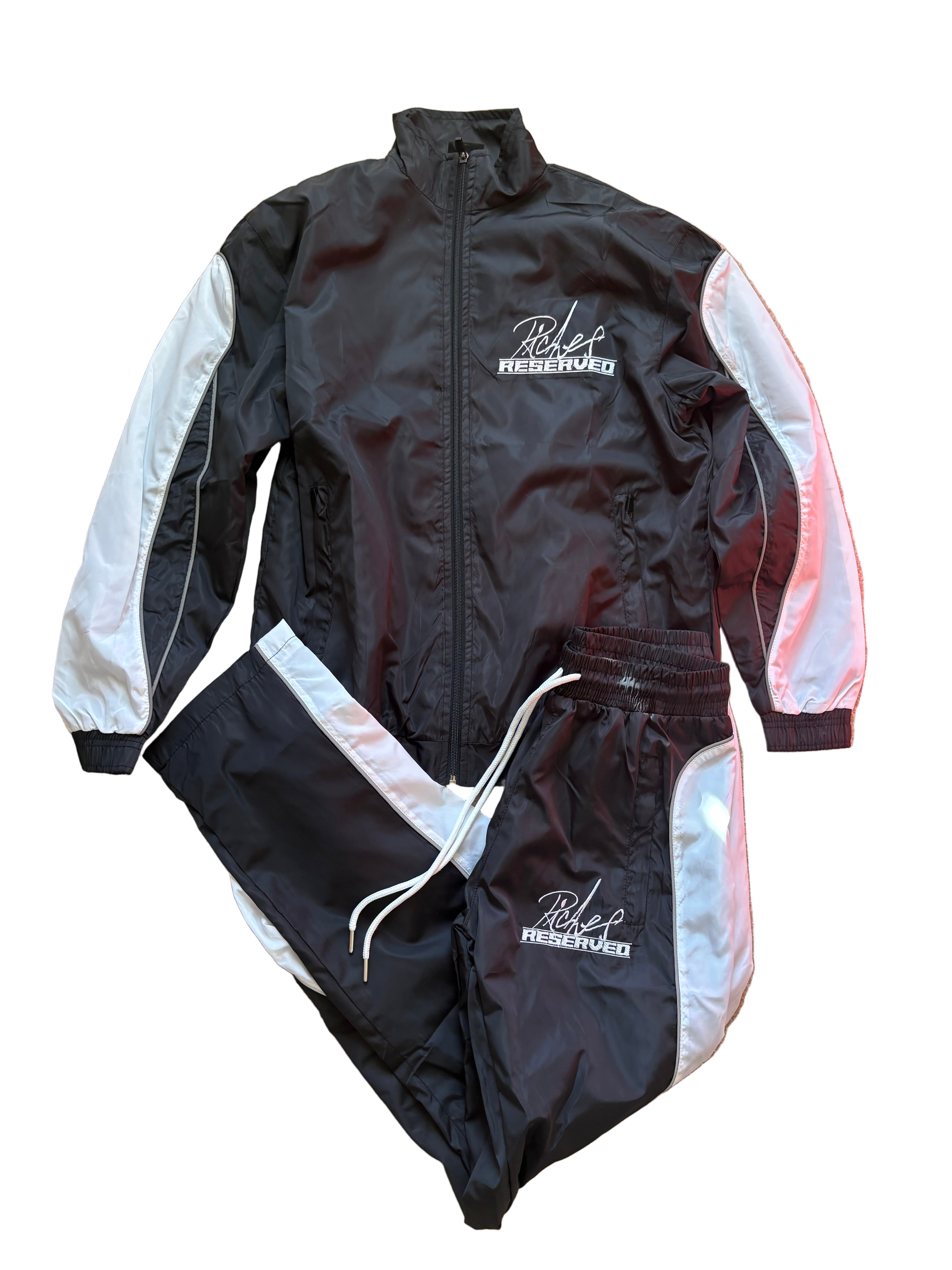 Black Riches Retro Set