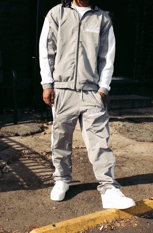 Grey Riches Retro Set